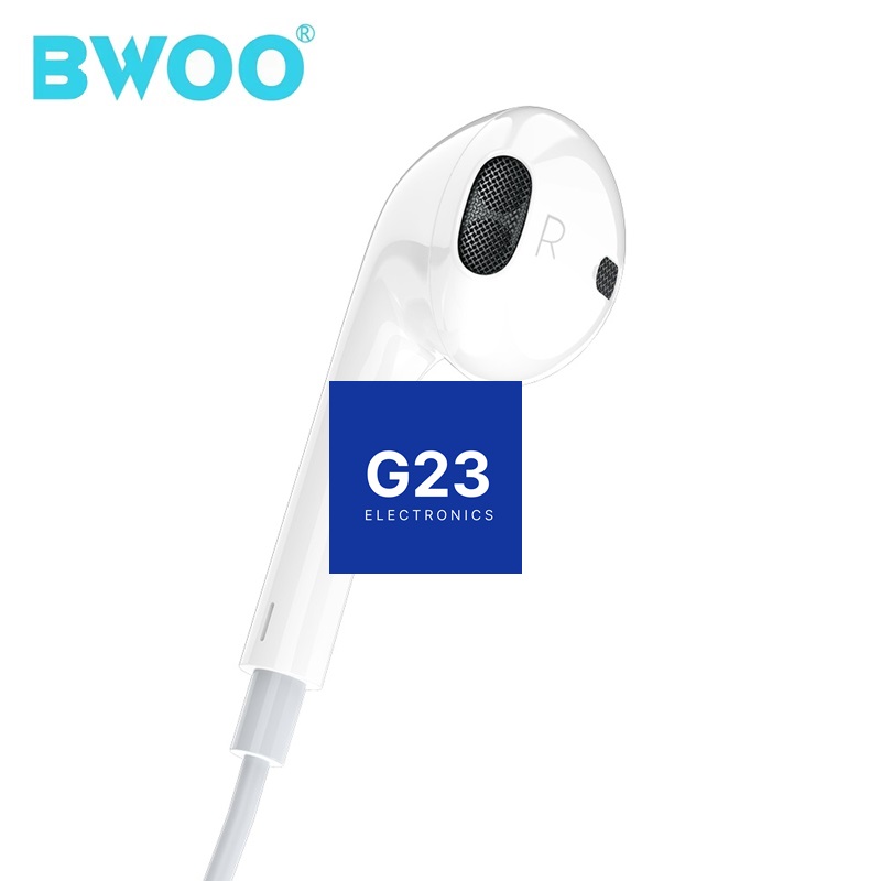 Laidinės Type-C ausinės BWOO su plastikiniais antgaliais baltos spalvos 11 Laidinės Type-C ausinės BWOO su plastikiniais antgaliais baltos spalvos – pusiau į ausį įstatomas plastikinis antgalis iš arti