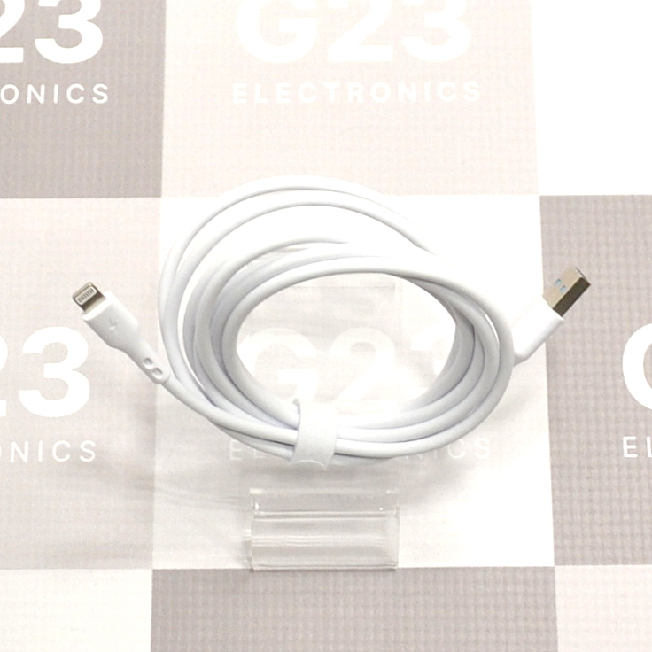 Apple Lightning laidas 2 metrai 3A BWOO baltos spalvos 9 Apple Lightning laidas 2 metrai 3A BWOO baltos spalvos ant permatomo stovo