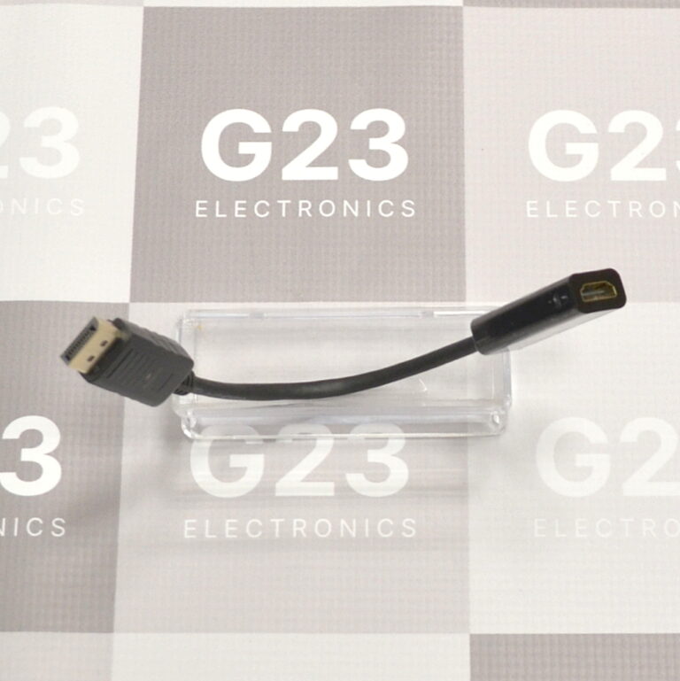 Benfei adapterio HDMI lizdas iš arti, matomas kietas juodas korpusas