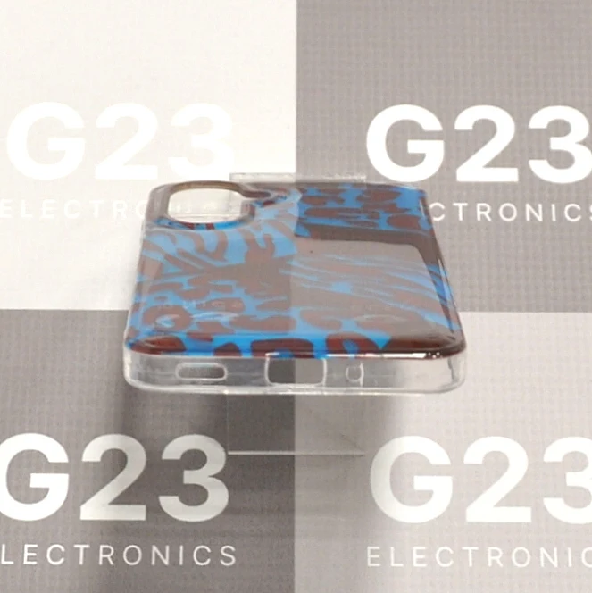 Safari Berry Zebra dėklas nugarėlė Samsung Galaxy A26 8 Samsung Galaxy A26 dėklo apatinis kraštas su atskiromis išpjovomis garsiakalbiui, USB-C jungčiai ir mikrofonui