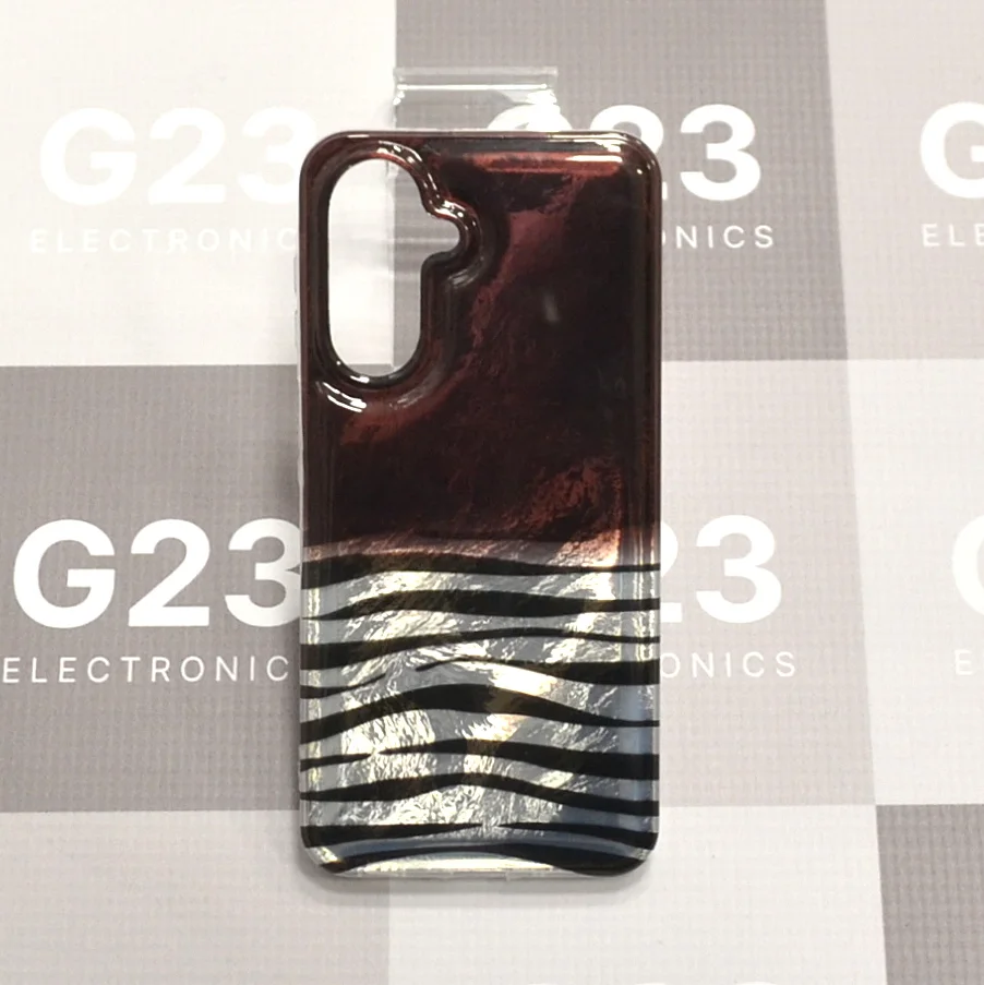 Safari Mocha Zebra dėklas nugarėlė Samsung Galaxy A26 7 Safari Mocha Zebra dėklo nugarėlė su bordo mokos folija ir juodai baltomis zebro juostomis