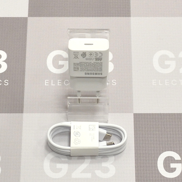 Type-C tinklo kroviklis 25W ir Type-C į Type-C laidas Samsung baltos spalvos 7 Samsung EP-T2510XWEGEU 25W kroviklio nugarėlė su USB-C lizdu ir ženklinimu