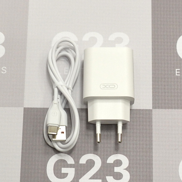 Tinklo kroviklis 18W QC3.0 ir USB-A į Type-C laidas XO baltos spalvos 5 XO 18W kroviklis baltos spalvos su USB-A į Type-C laidu
