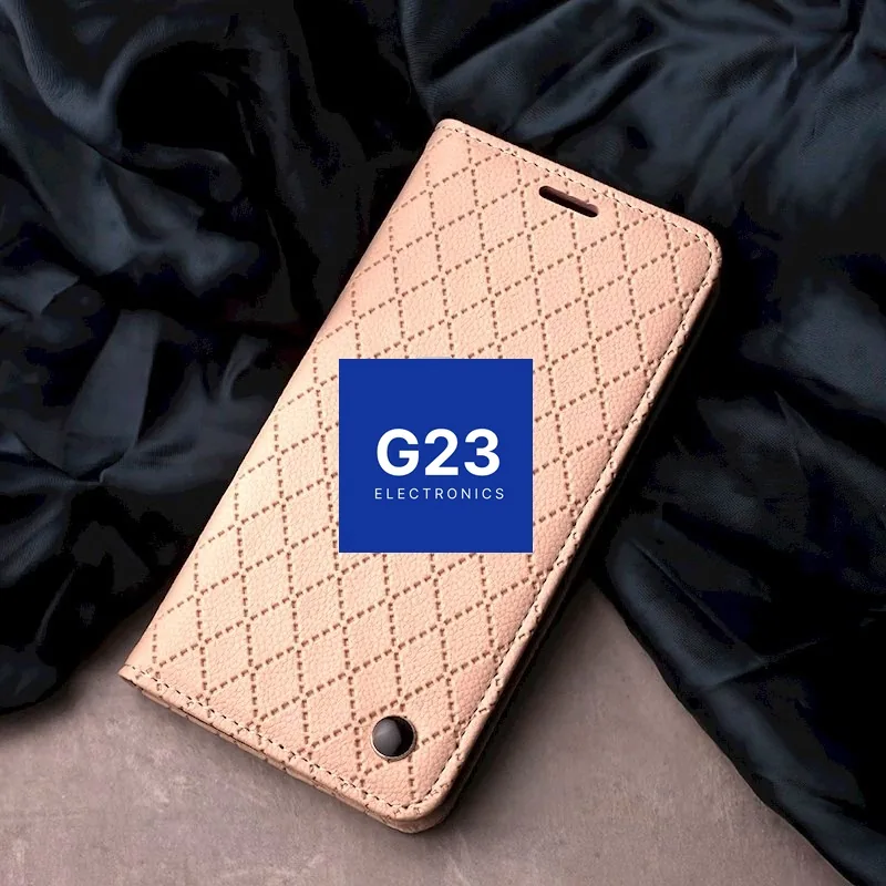 Dalton magnetinis dėklas knygelė Xiaomi Redmi Note 15 Pro 5G – smėlio spalvos 8 Smėlio spalvos Dalton dėklas knygelė Xiaomi Redmi Note 15 Pro 5G ant tamsaus audinio