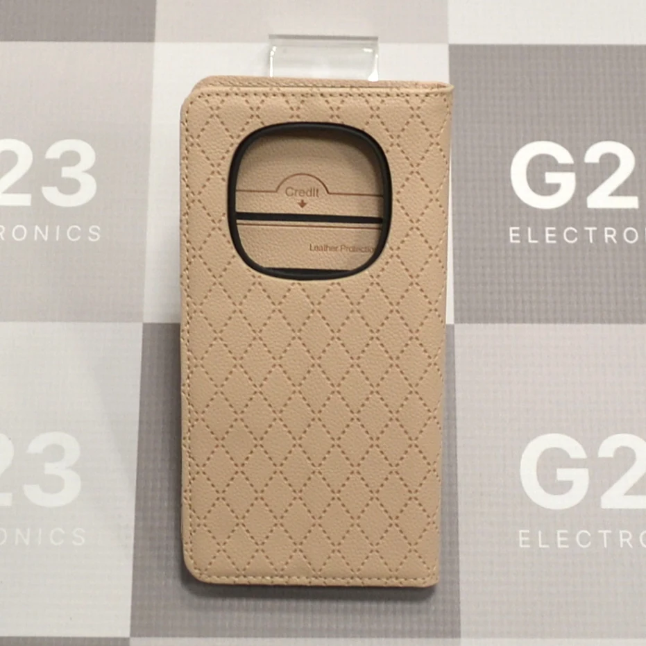 Dalton magnetinis dėklas knygelė Xiaomi Redmi Note 15 Pro 5G – smėlio spalvos 11 Smėlio spalvos Dalton dėklas knygelė Xiaomi Redmi Note 15 Pro 5G – nugarėlė su anga kamerai ir guminiu rėmeliu