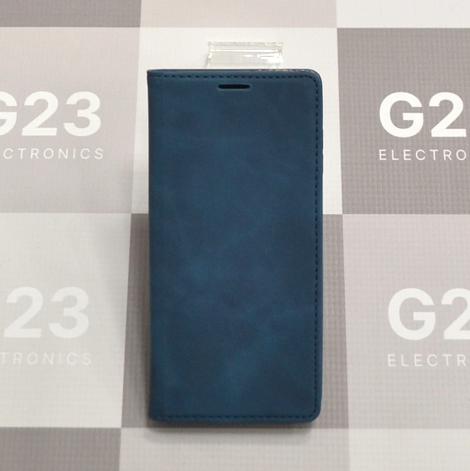Galant magnetinis dėklas knygelė Samsung Galaxy A17 – mėlynos spalvos 8 Uždarytas mėlynas magnetinis dėklas knygelė Samsung Galaxy A17 – priekinė pusė