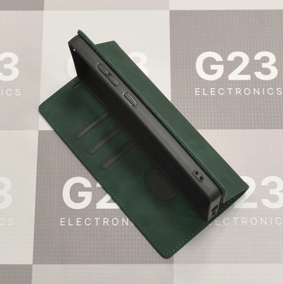 Galant magnetinis dėklas Samsung Galaxy S25 Ultra telefonui tamsiai žalios spalvos 11 Tamsiai žalias Galant dėklas Samsung Galaxy S25 Ultra – stovo funkcija ir matinis paviršius