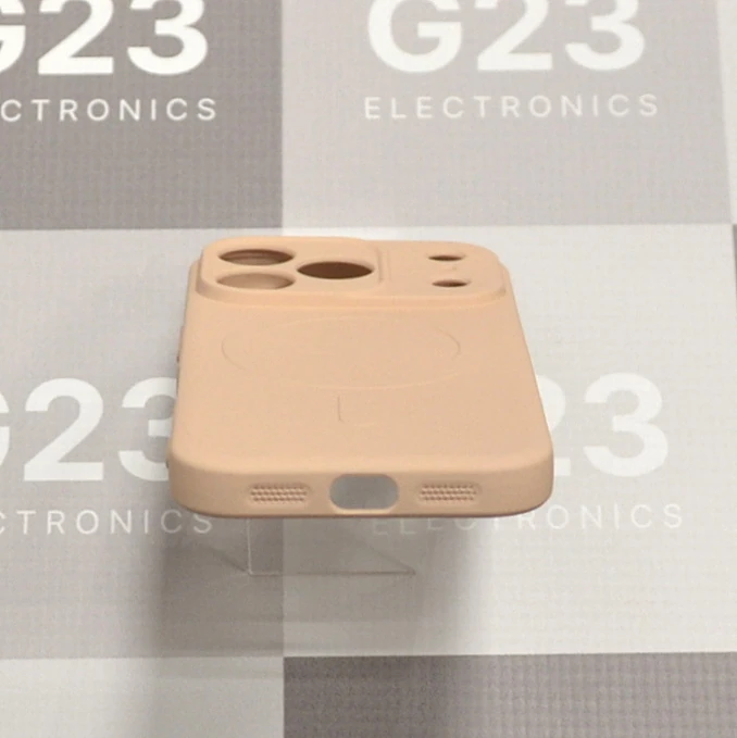 MagSafe Goospery dėklas nugarėlė Apple iPhone 17 Pro / 18 Pro telefonui rausvai smėlinės spalvos 8 Rausvai smėlinė Goospery MagSafe nugarėlės apačia su jungties ir garsiakalbio išpjovomis – iPhone 17 Pro