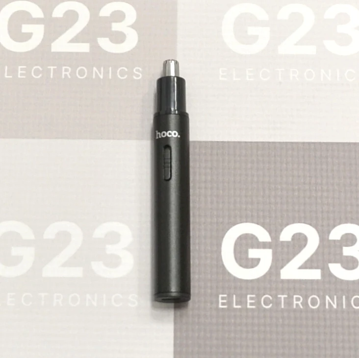 Nosies, ausų ir antakių trimeris Hoco HP34 su 6800 aps./min. varikliu ir USB-C įkrovimu juodos spalvos 8 Nosies trimeris Hoco HP34 be apsauginio dangtelio, matoma metalinė pjovimo galvutė