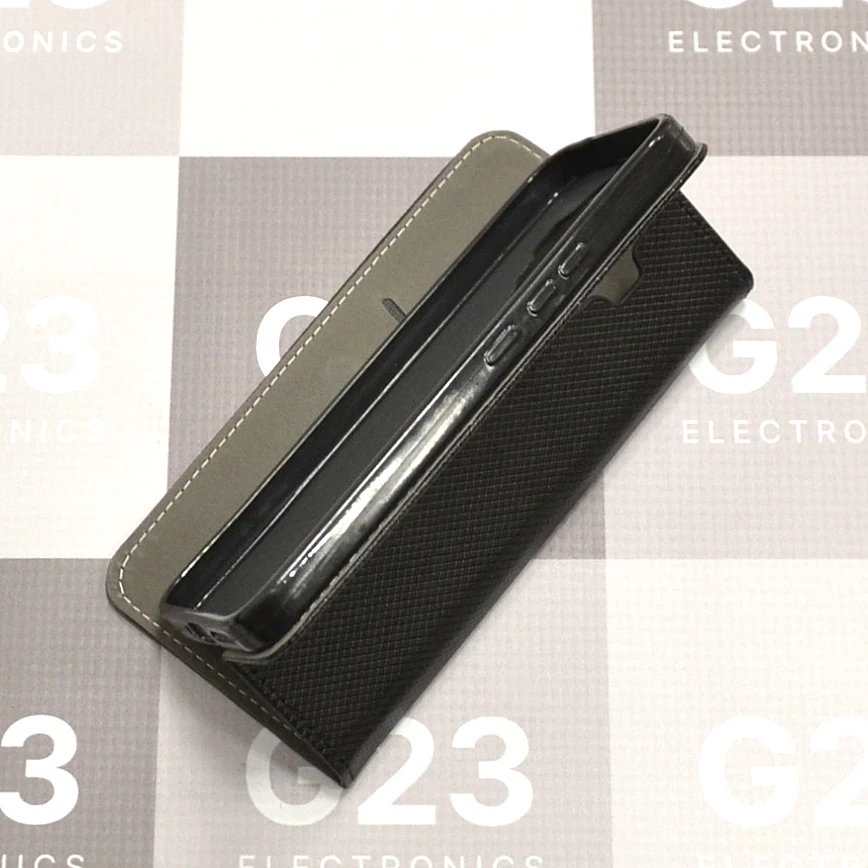 Re-Grid magnetinis dėklas Xiaomi 17T Pro telefonui juodos spalvos 6 Re-Grid dėklas Xiaomi 17T Pro, juodos spalvos – dėklas naudojamas kaip stovas