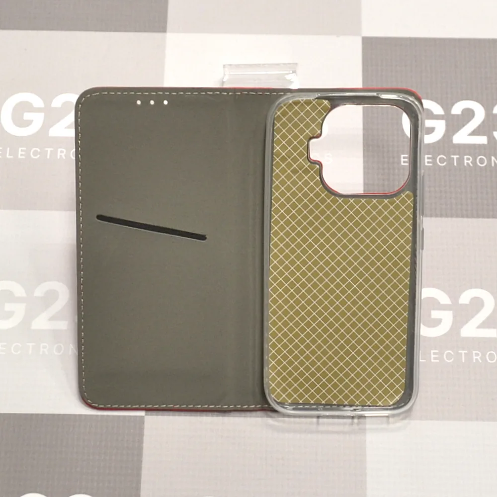 Re-Grid magnetinis dėklas Xiaomi 17T telefonui raudonos spalvos 9 Re-Grid dėklas Xiaomi 17T, raudonos spalvos – atidarytas dėklas su kišenėle