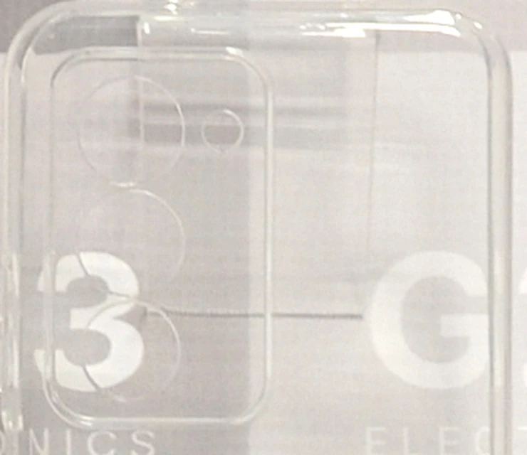 C-Clear Plus skaidri nugarėlė Xiaomi Redmi 15 4G EU, Xiaomi Redmi 15 5G EU 8 Skaidri nugarėlė Xiaomi Redmi 15 4G EU ir 5G EU – kameros niša iš arti